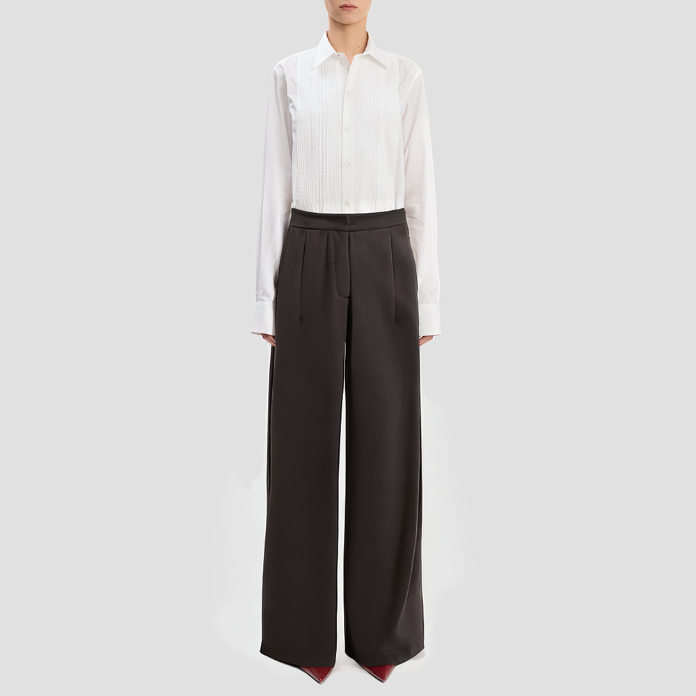 Straight-leg casual trousers with a back zipper