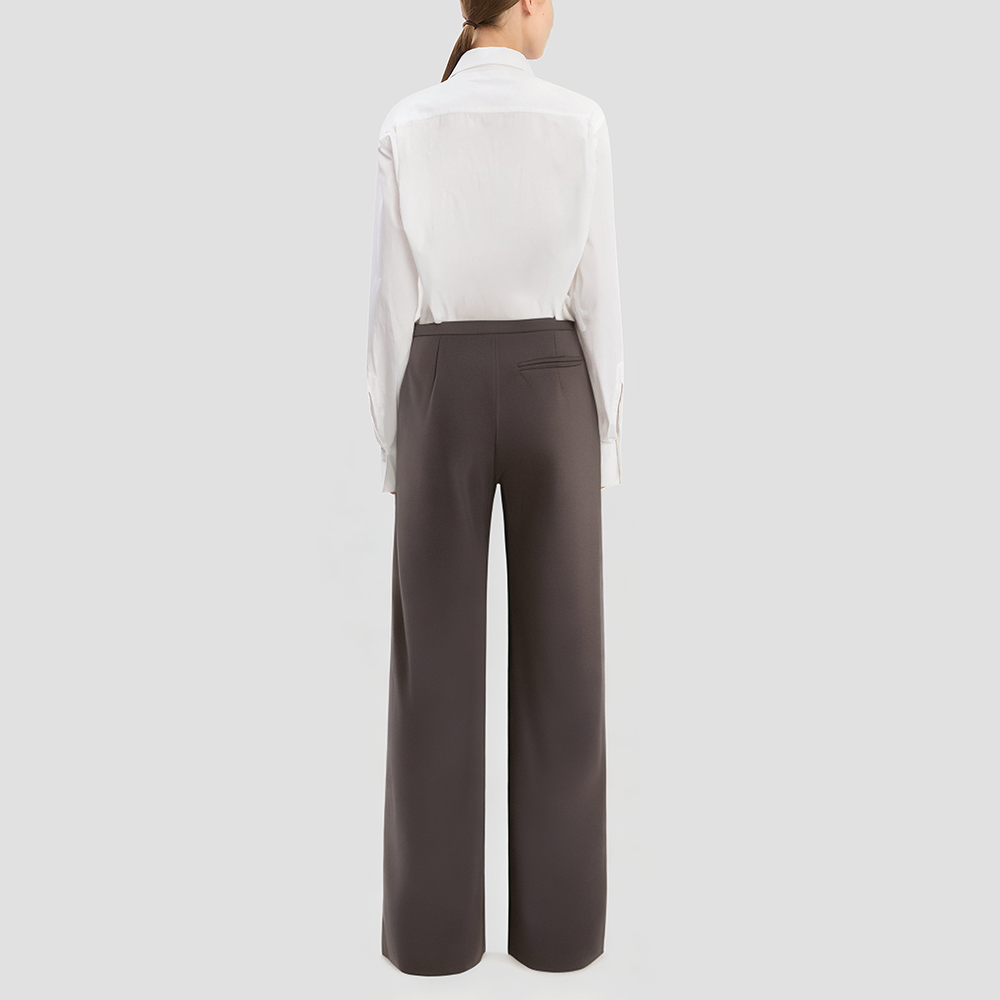 Straight-leg casual trousers with a back zipper
