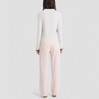 Elegant round-neck sweater