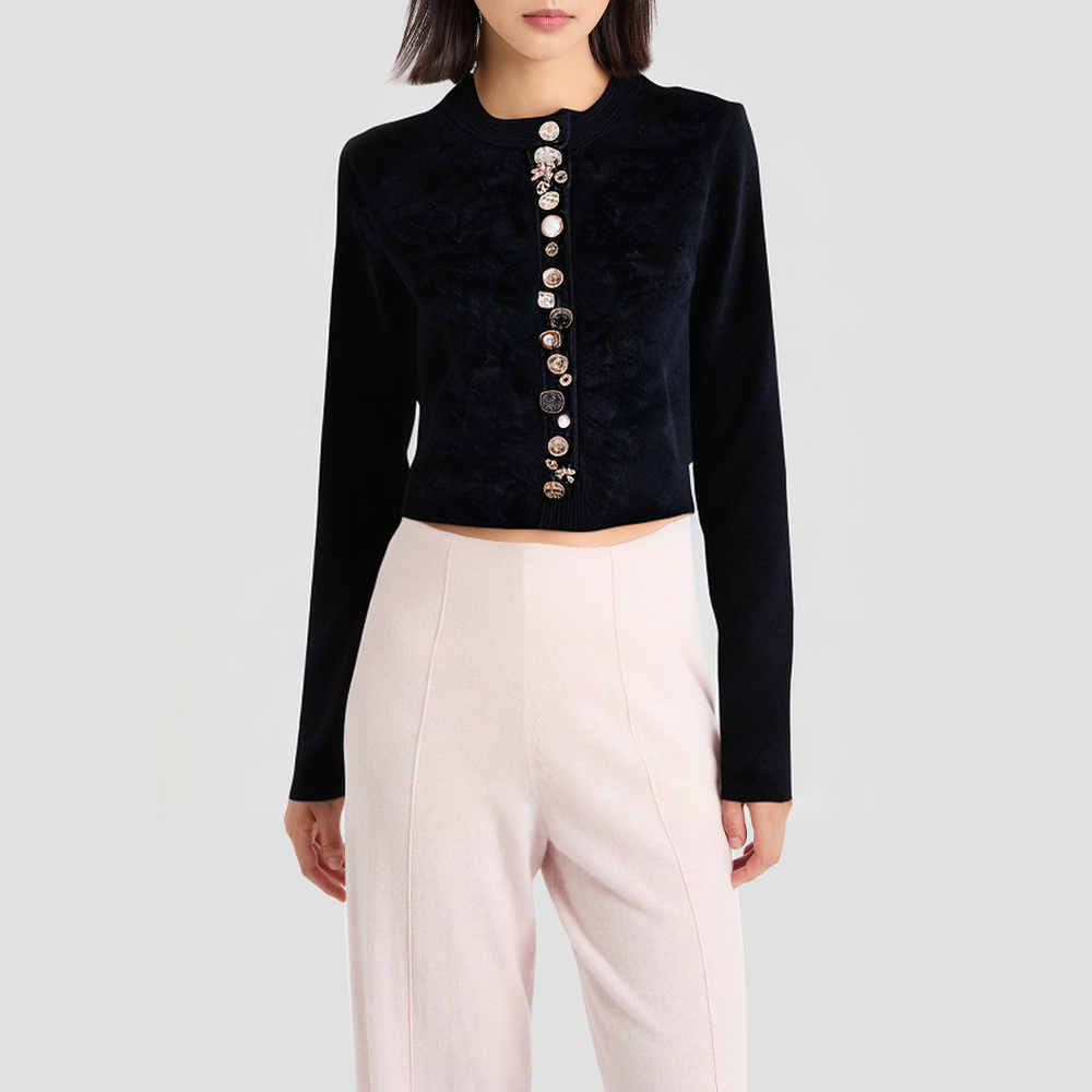 Solid color exquisite knitted cardigan