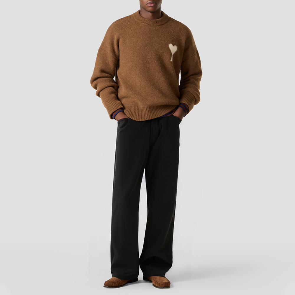 Street style black wide-leg jeans