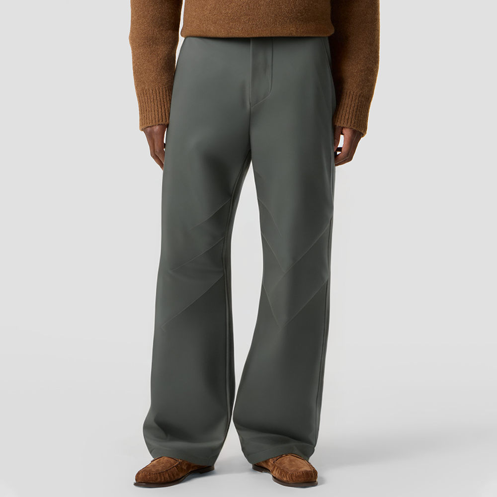 Street style wide-leg trousers