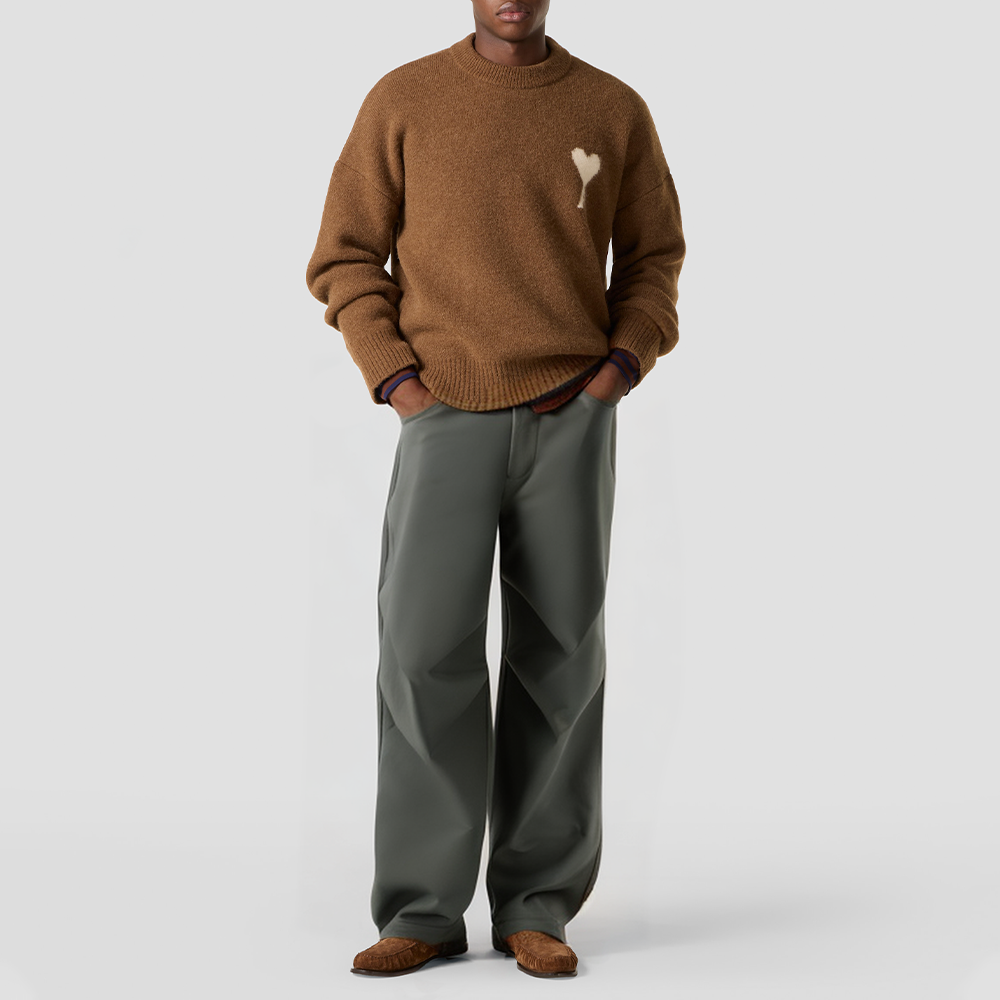 Street style wide-leg trousers